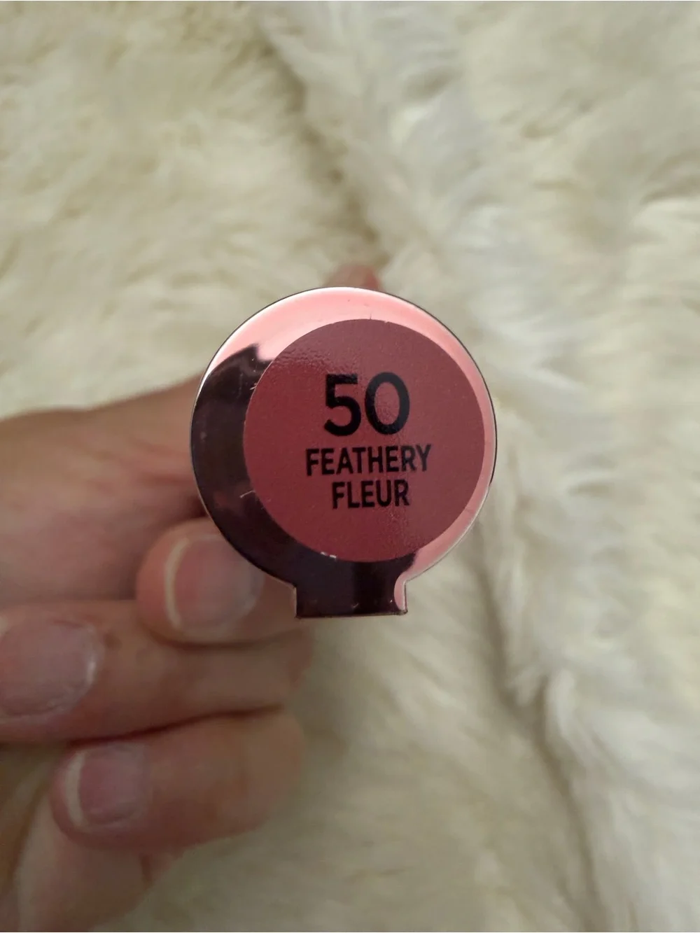 L’Oréal Glow Paradise Lip Balm-in-Gloss 50 FEATHURY FUR